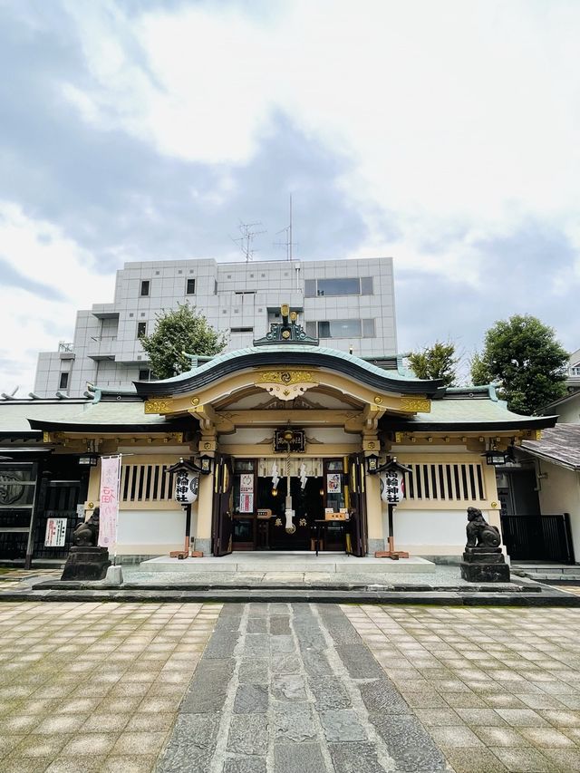 【東京都/高輪神社】元は稲荷神社 石門、石壁も必見！