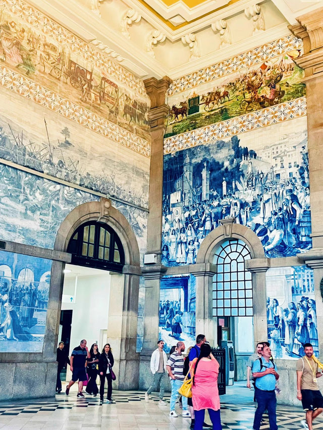 【絶景🇵🇹】ポルトガルにある世界一美しい駅💙🤍