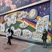 สุนัขผู้ซื่อสัตย์กับใบไม้แดง Shibuya, Tokyo