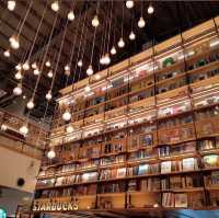 おしゃれな本屋-柏の葉 蔦屋書店