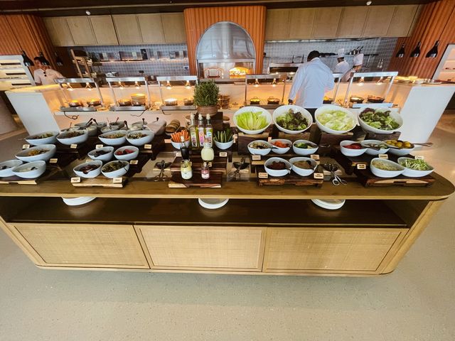 モルディブのリッチな朝食を🍽️