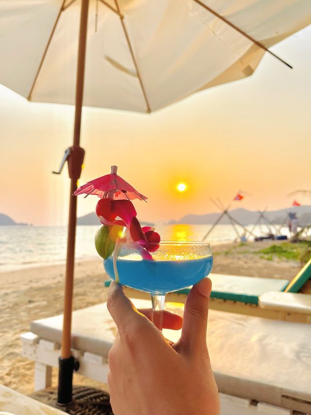 ไปออกเดท ทริป Valentine ♥️ ที่ By The Sea Koh Mak 