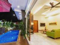 Maneh Villa