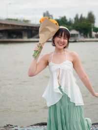 ถ่ายรูปเล่นสะพานพุทธ