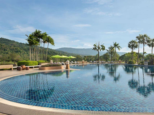 Royal Hills ใกล้เขื่อนขุนด่านปราการชล #นครนายก