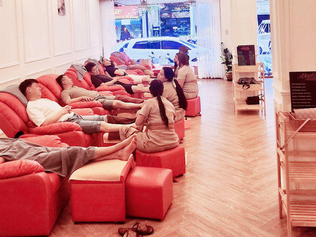 泰國芭堤雅  這裡的腳底按摩最划算 Thai Thai MASSAGE
