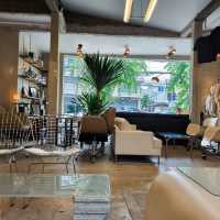Fringe Cafe and Restaurant 