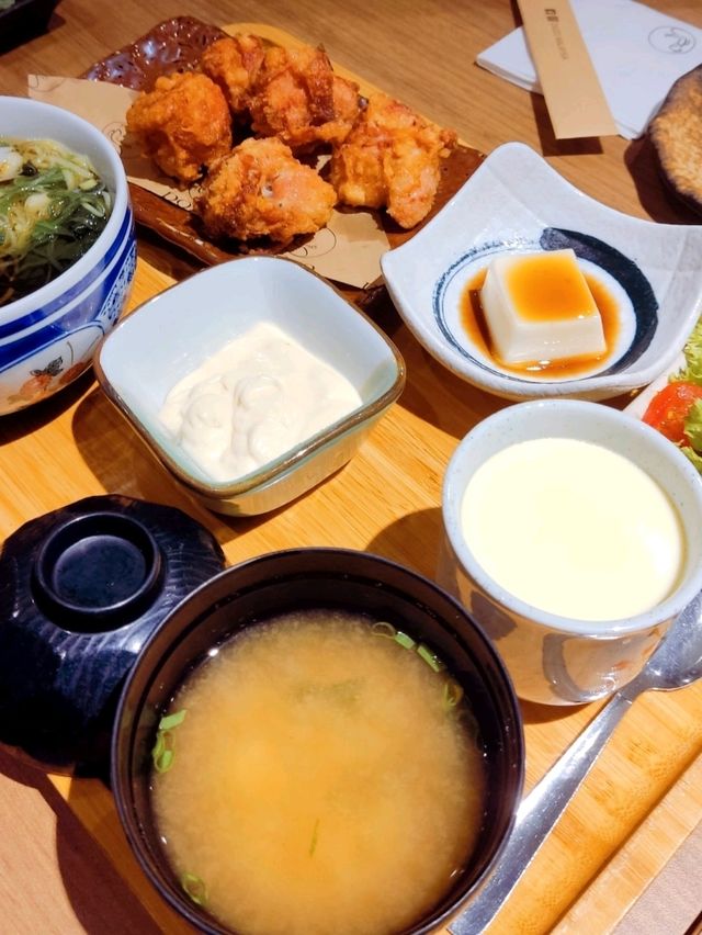A Taste of Japan-5 Mins From Penang Airport 
