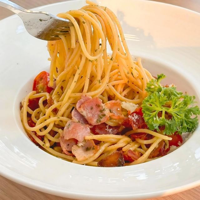 🫖 Blanc Eatery & Cafe คาเฟ่สไตล์มินิมอล