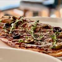 Loulou-French Cuisind & Wine Bar