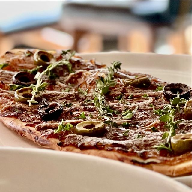 Loulou-French Cuisind & Wine Bar