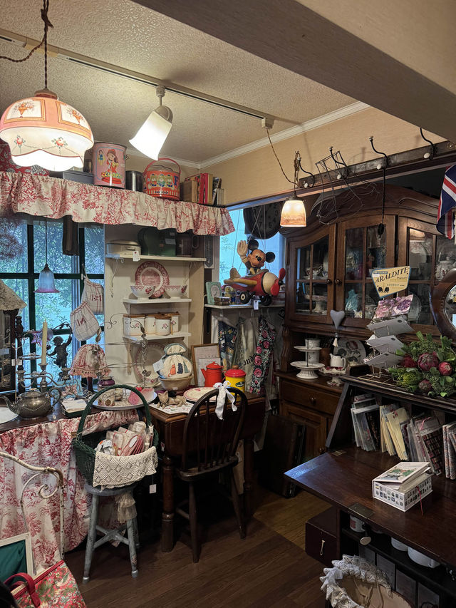 【福岡カフェ】ひっそりとやられてる隠れ家アンティークカフェ🇬🇧