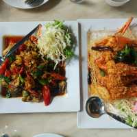 ร้านอาหารอร่อย บรรยากาศดี ชมนก คาเฟ่ นครนายก
