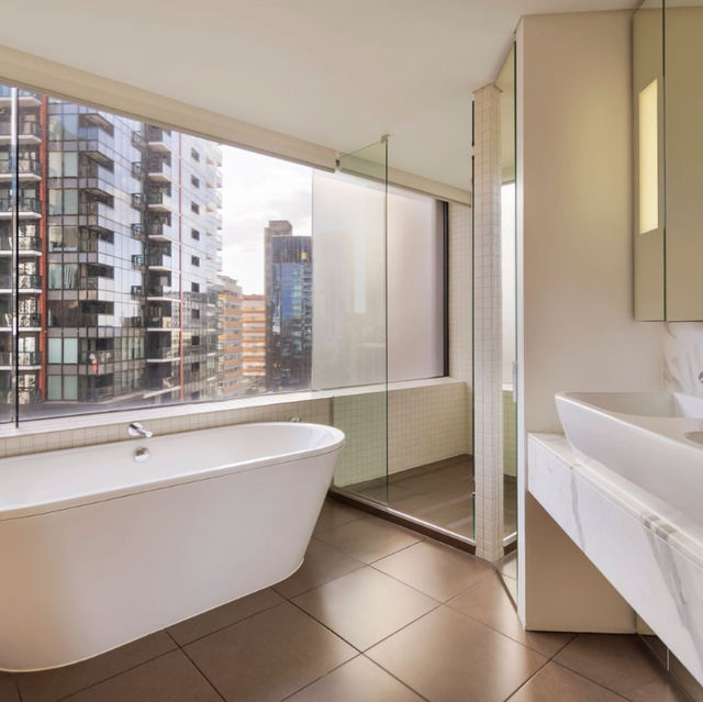 JW Marriott Auckland: Luxury and Elegance by the Waterfront