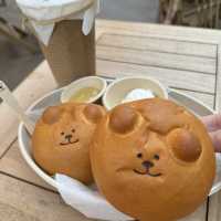 可愛すぎる！くまちゃんパン専門店🐻