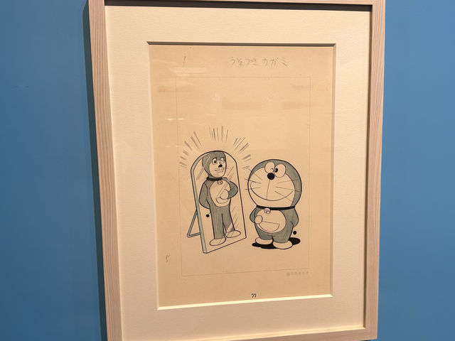 ‼️展覽只到8月18號‼️「100%多啦A夢 & Friends」巡迴特展的室內收費區 ：找回童年回憶，絕對不容錯過‼️