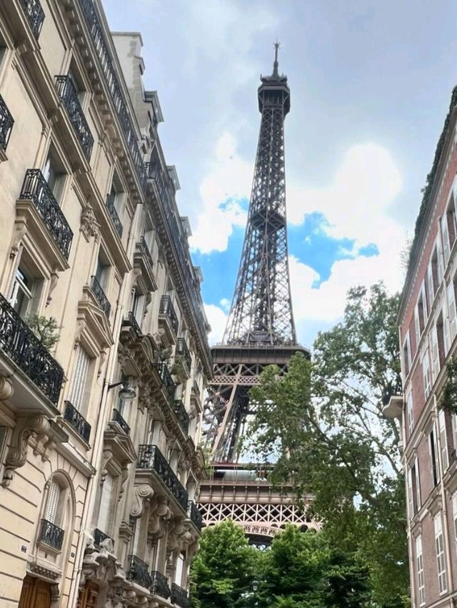 🌟 A Towering Experience Beyond Words Eiffel Tower 🗼