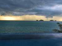 สระว่ายน้ำวิวเกาะ 5 เกาะ