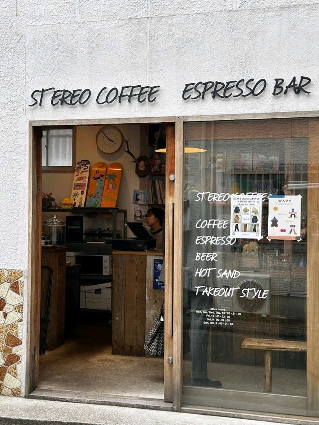 Chilled out cafe