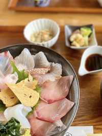【長崎グルメ】その日の旬の魚を使った海鮮丼と最高のロケーション✨️