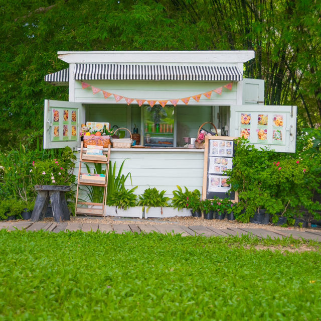 คาเฟ่บรรยากาศร่มรื่นเขียวสบายตา กาญจนบุรี