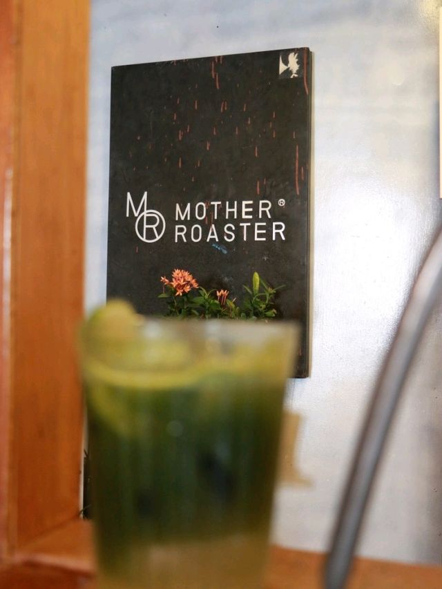 แวะมาทานกาแฟคุณแม่ที่ Mother Roaster 