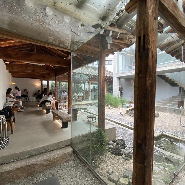 【韓国】ホンデにある隠れ家風オススメカフェ🇰🇷