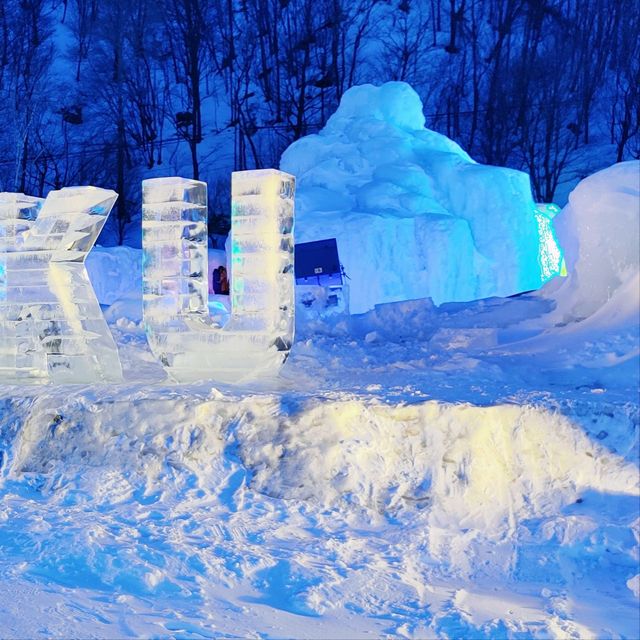 ❄️【 層雲峽溫泉冰瀑祭】冰雪世界x奇幻盛宴 🌨️