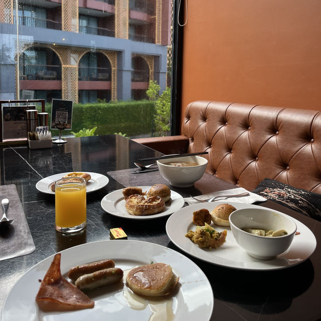 A Luxurious Stay at Avista Grande: Comfort, Cocktails, and Karon Vibes