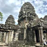 【カンボジア/シェムリアップ】静かな佇まいが魅力のシェムリアップのバンテアイ・クデイ寺院