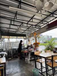 ก๋วยเตี๋ยวไก่ฉีกอาแปะ พัทยา 