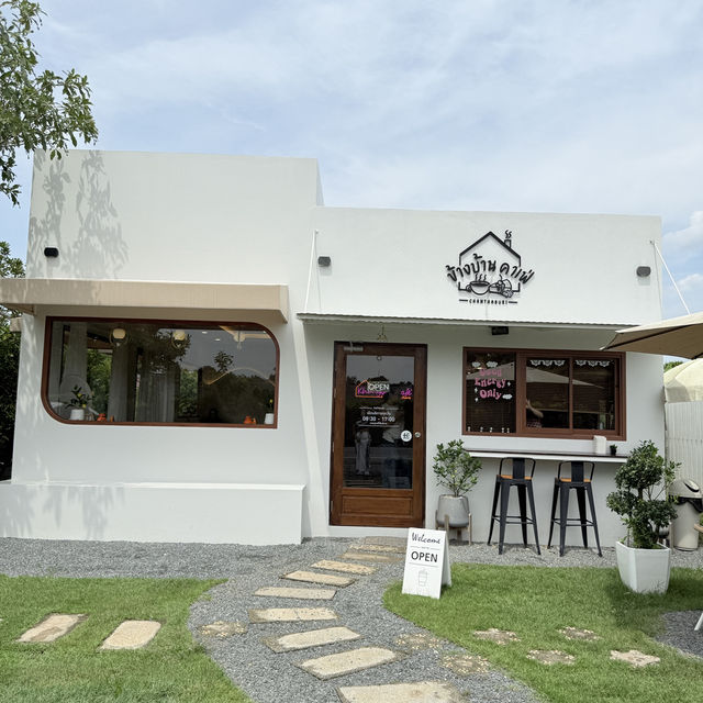 ข้างบ้านคาเฟ่ คาเฟ่สไตล์โฮมมี่ จันทบุรี