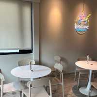 夏日炎炎遊小琉球時 「來這吃冰吧」🍧
