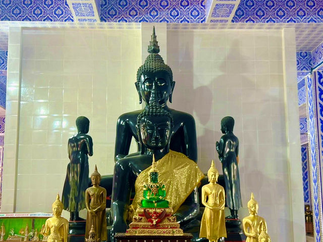 โบสถ์สีน้ำเงิน