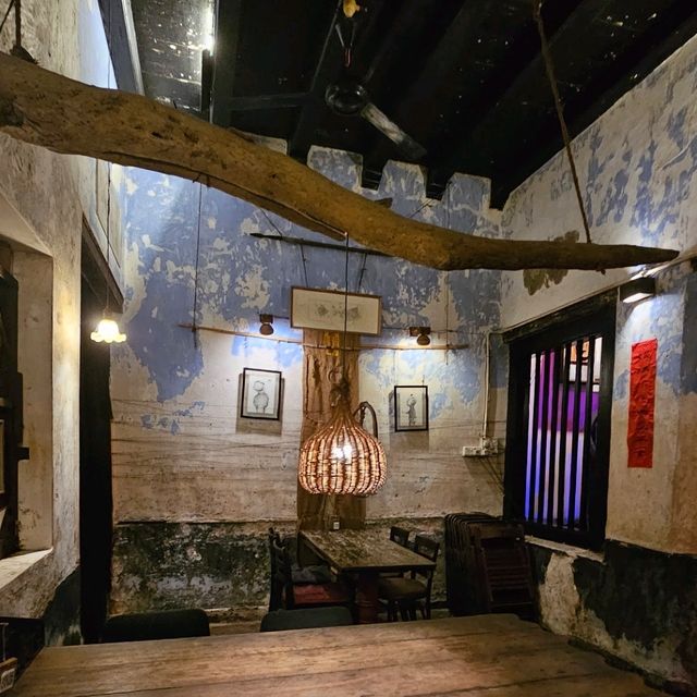 馬六甲獨特中式風格餐廳酒吧〔Baboon House〕