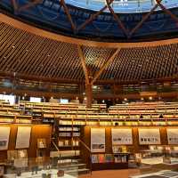 石川県立図書館📕