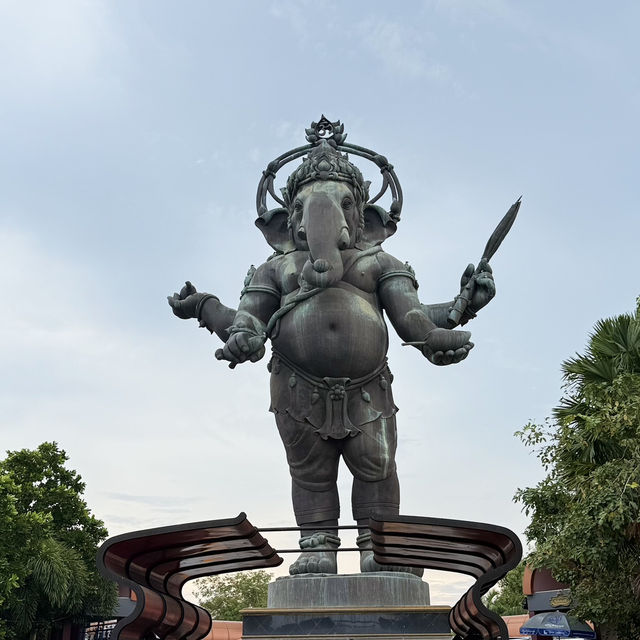 อุทยานพระพิฆเนศองค์ยืน