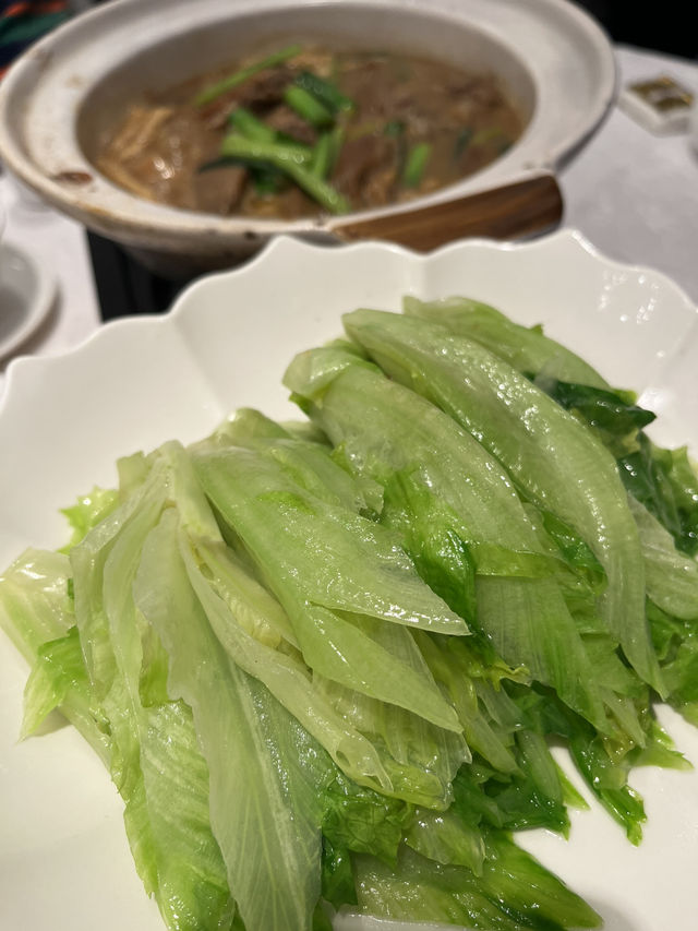 天氣乍暖還寒，又到咗食羊腩煲嘅季節了！