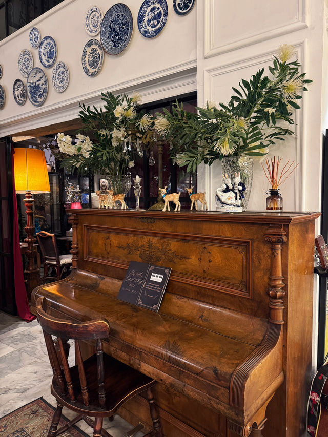 YUU HOTEL AND CAFE UBON