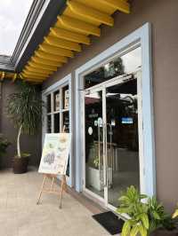 Crepe cafe with lake view!