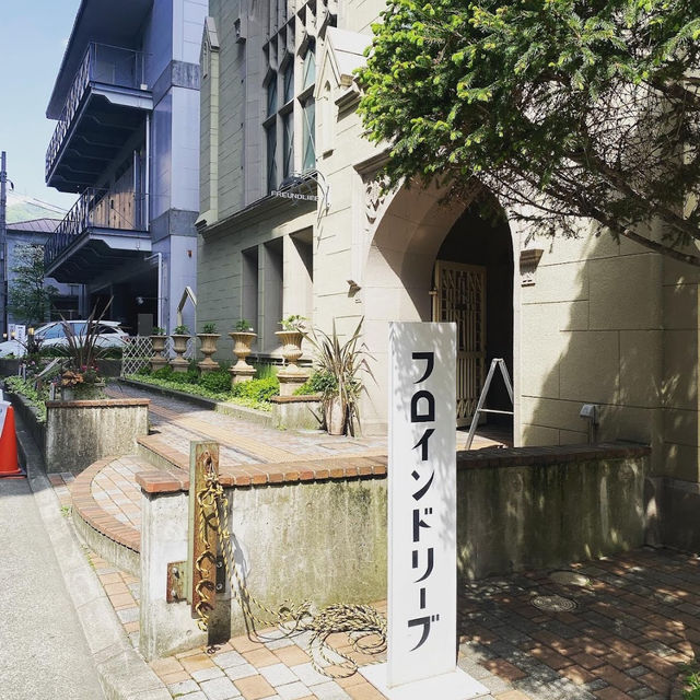 ☾︎神戸☽︎ 教会を改装したお洒落カフェ