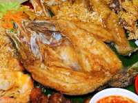 บุฟเฟ่ต์ซีฟู้ดทำถึงที่สุดย่านรามอินทรา