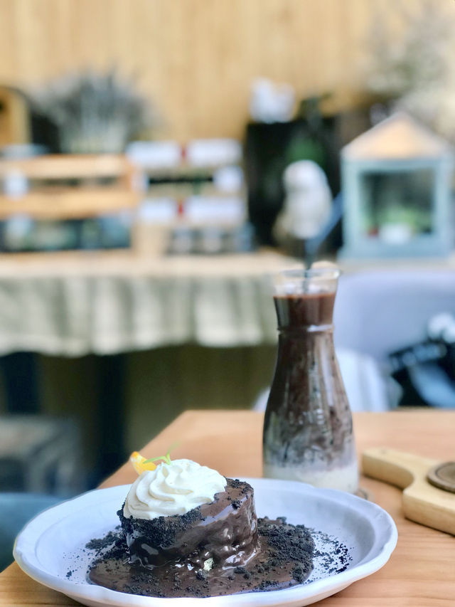 The Village Farm To Café คาเฟ่สายธรรมชาติ