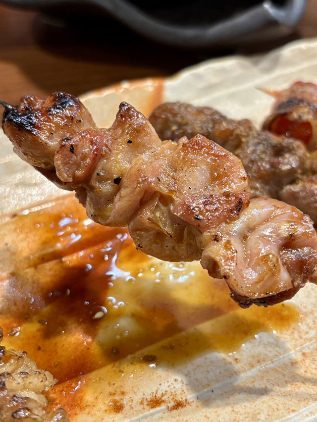 【大阪・日本橋】本場東京の焼きとんが楽しめる「炭火焼き くまのもり」
