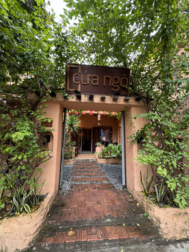 Cafe Cửa Ngõ 峴港巷弄中的墨西哥風咖啡館