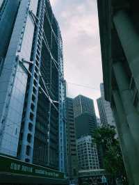 Hong Kong Central: A Skyscraper Wonderland 🏙✨