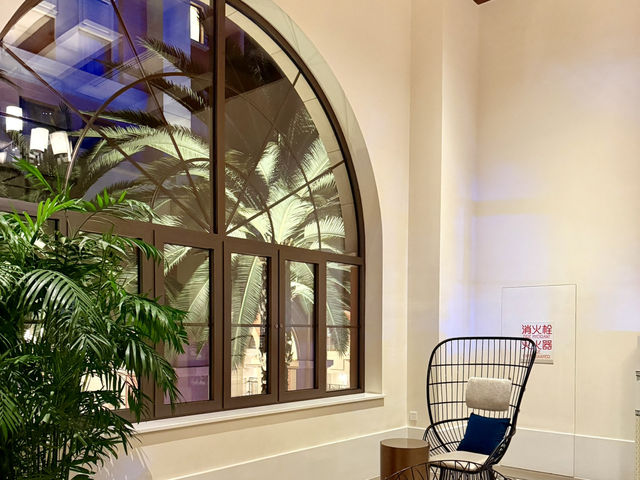 Experience Luxury at The Universal Studios Grand Hotel 