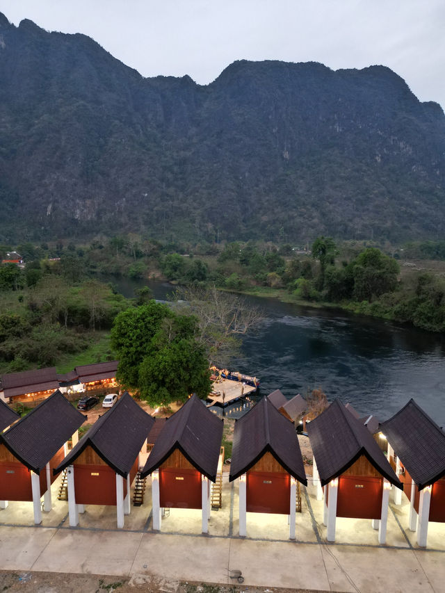 เมืองเฟือง…เรื่องของความสุข 🏡🏔🇱🇦