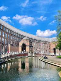 Bristol: A City of Bridges and Colors
