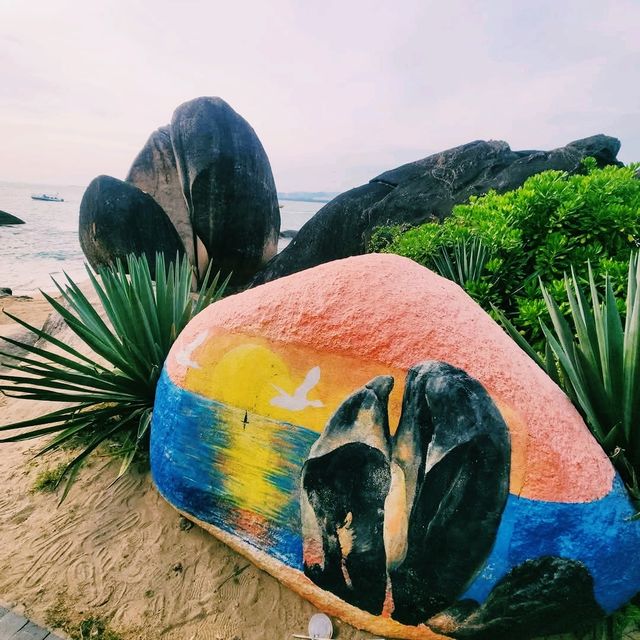 Relaxing at Tianya Haijiao: A Beachside Escape in Sanya